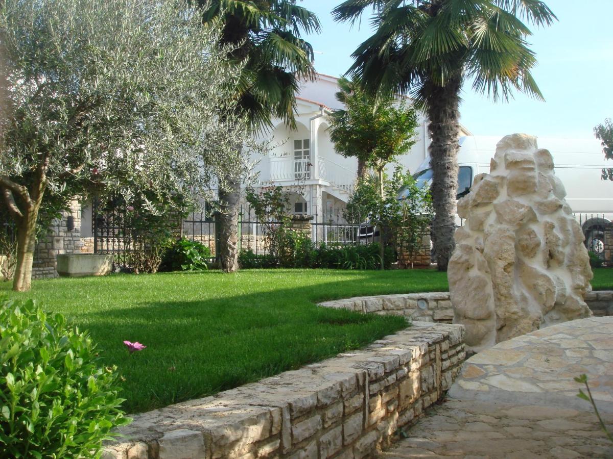 Apartments&Rooms Branka Novigrad Istria Buitenkant foto