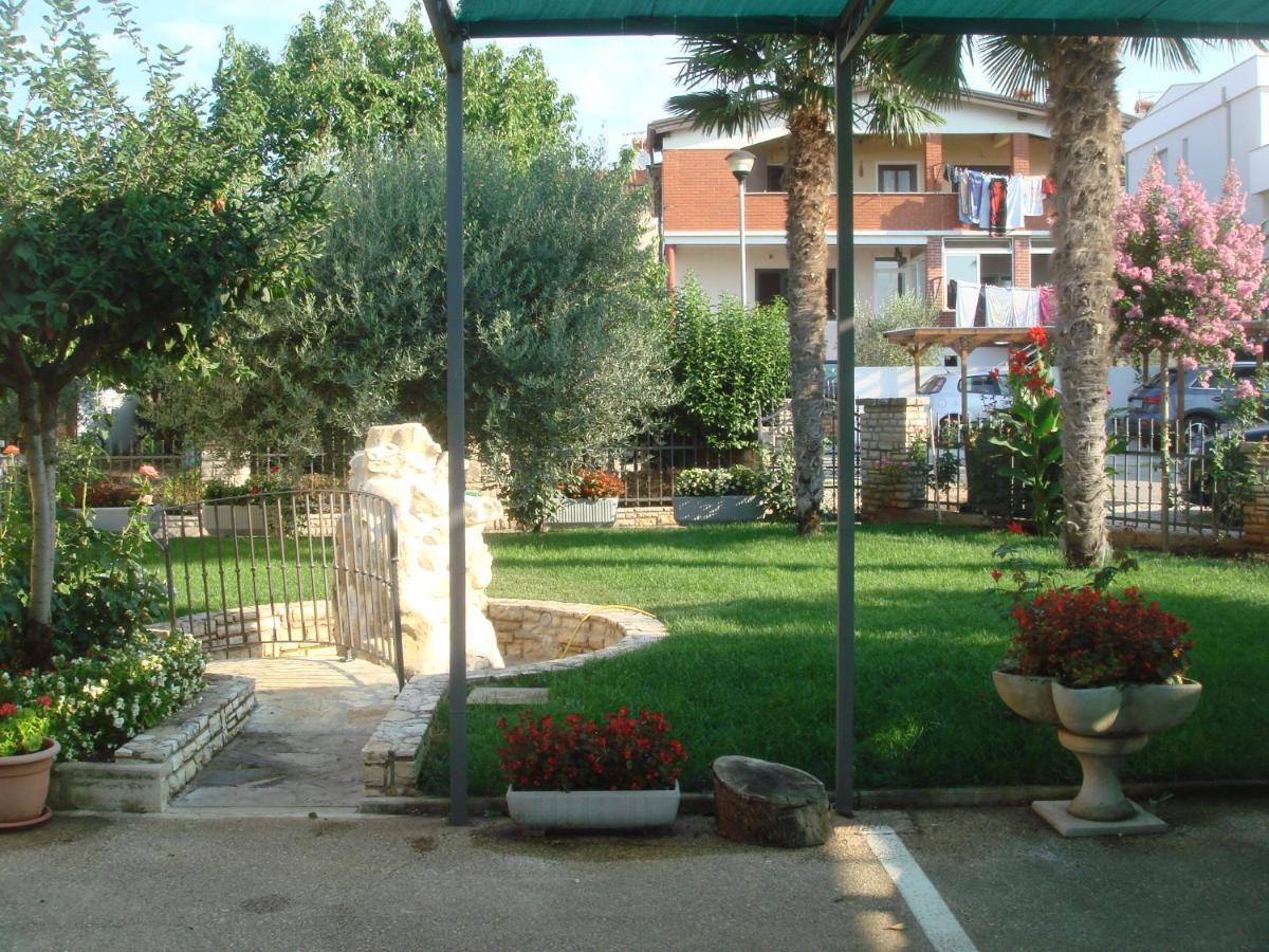 Apartments&Rooms Branka Novigrad Istria Buitenkant foto