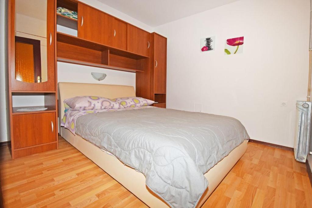 Apartments&Rooms Branka Novigrad Istria Buitenkant foto